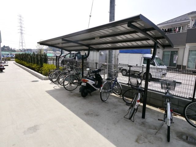 その他共有部分　★屋根付き駐輪場★