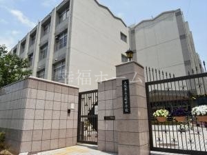 中学校　大阪市立上町中学校（中学校）まで642m