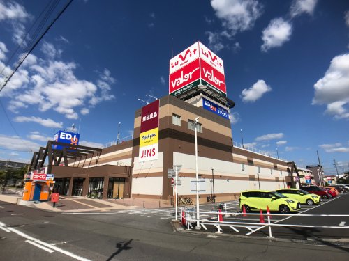 スーパー　DAISO ルビットタウン刈谷店（スーパー）まで955m