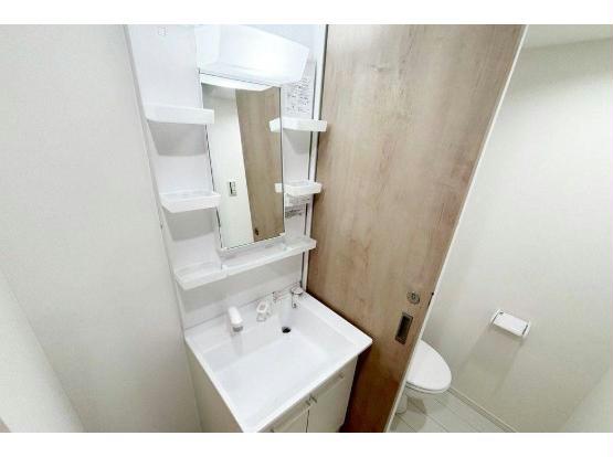 洗面設備　※別部屋写真