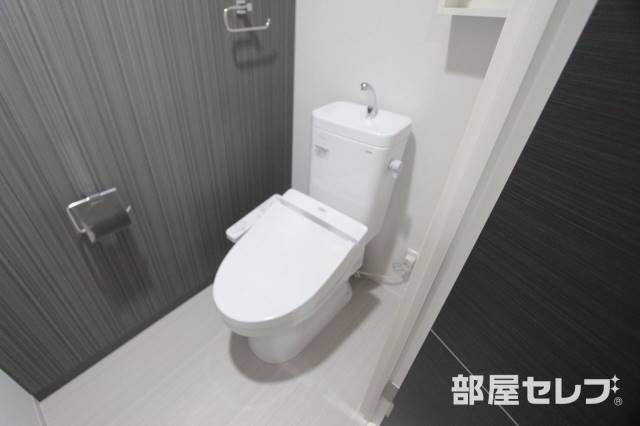 トイレ　個室トイレ