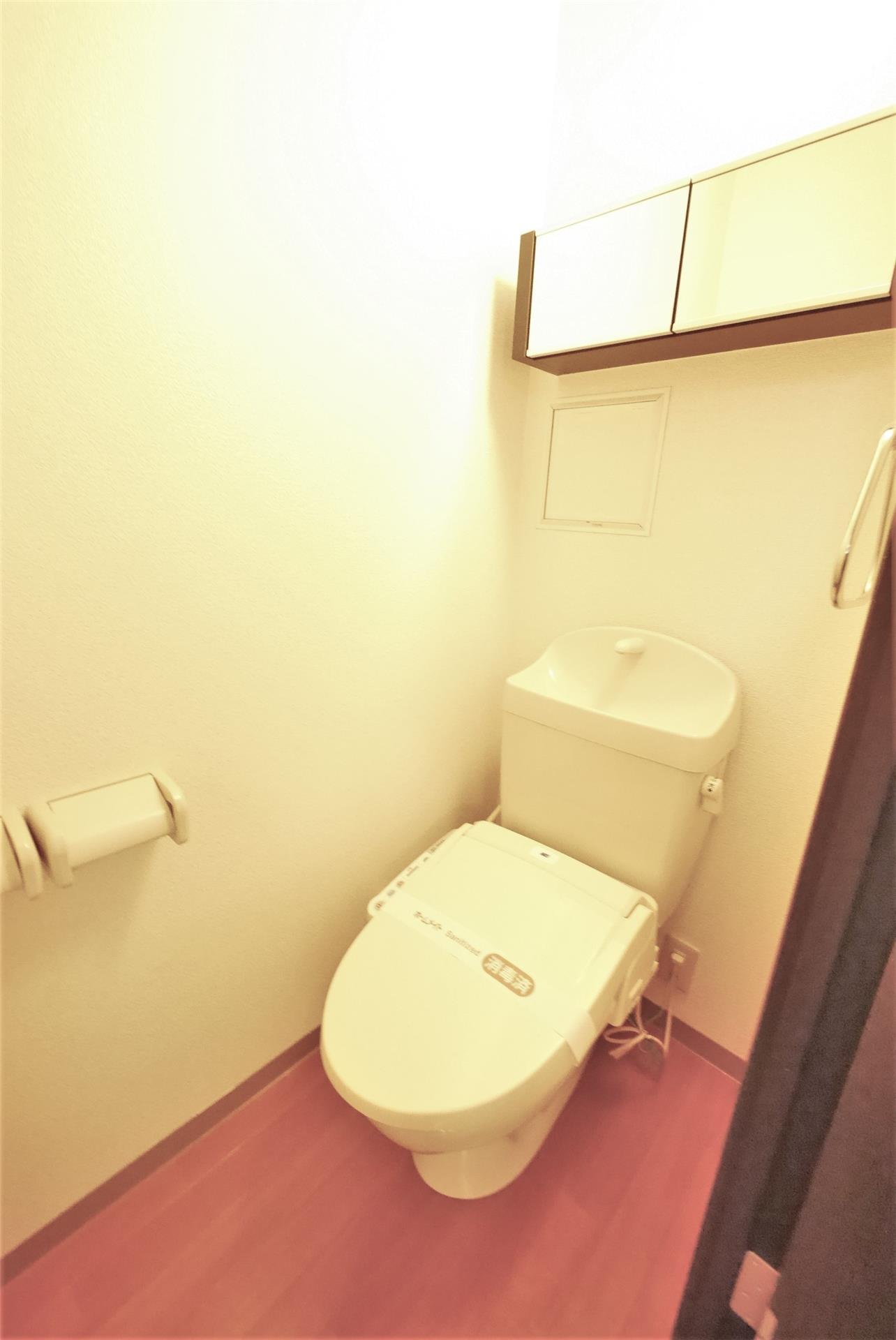 トイレ　ウォシュレット
