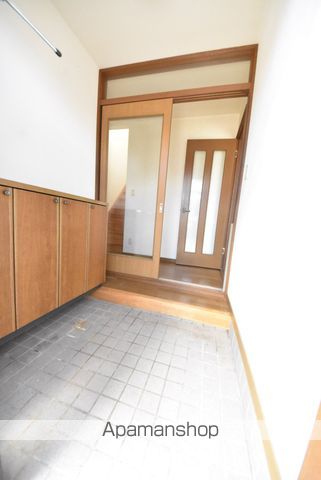 中ハウスの玄関写真