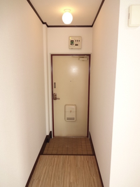 玄関　※別室参考写真
