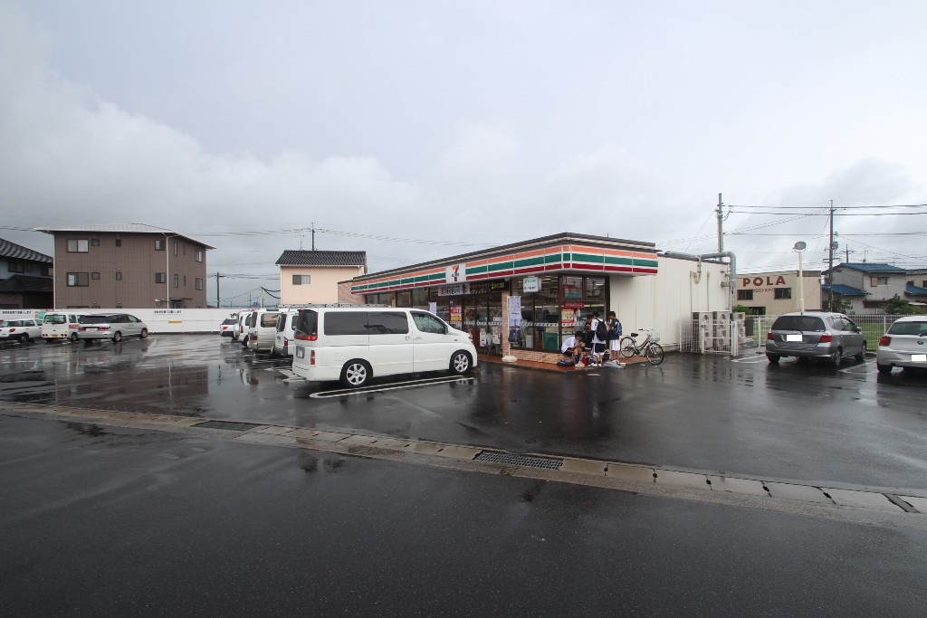 コンビニ　セブンイレブン岡山福田店（コンビニ）まで856m