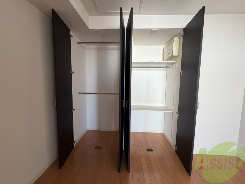 収納　洋室にはクローゼットがあるのですっきり片付きそうです。