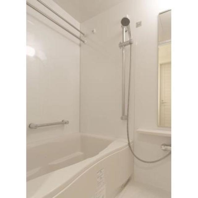 バス・シャワールーム　※写真は同タイプ住戸です。