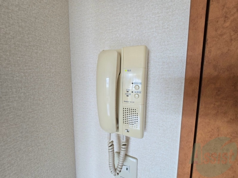 セキュリティ　インターホンは通話ができるので急な訪問があっても安心です。