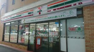 コンビニ　セブンイレブン 世田谷松原店（コンビニ）まで554m
