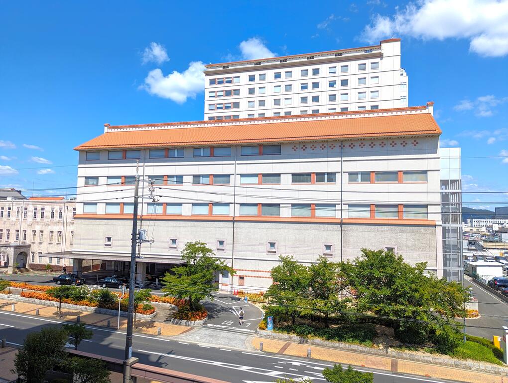 病院　公益財団法人大原記念倉敷中央医療機構倉敷中央病院（病院）まで310m