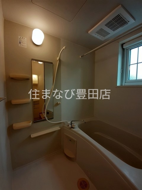 バス・シャワールーム　同型タイプ