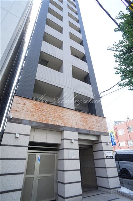 建物外観　分譲賃貸なので設備等が充実です。