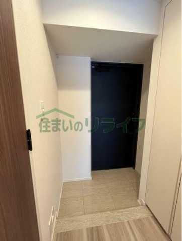 玄関　写真は同タイプ住戸です