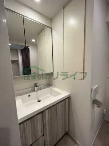 洗面設備　写真は同タイプ住戸です