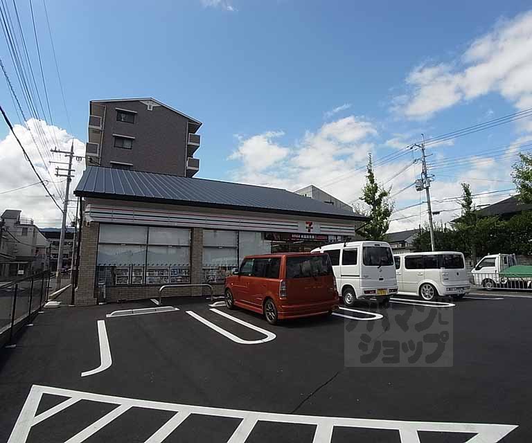 コンビニ　セブンイレブン樫原水掛町店（コンビニ）まで220m