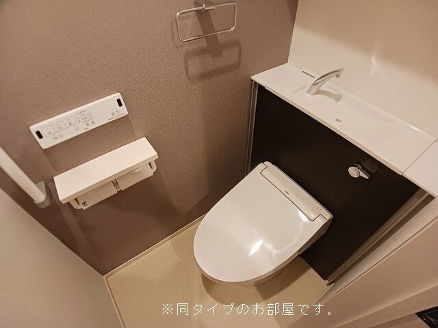 サイレント・メゾンIのトイレ写真