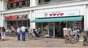 スーパー　ヤマイチ一之江駅前店（スーパー）まで570m