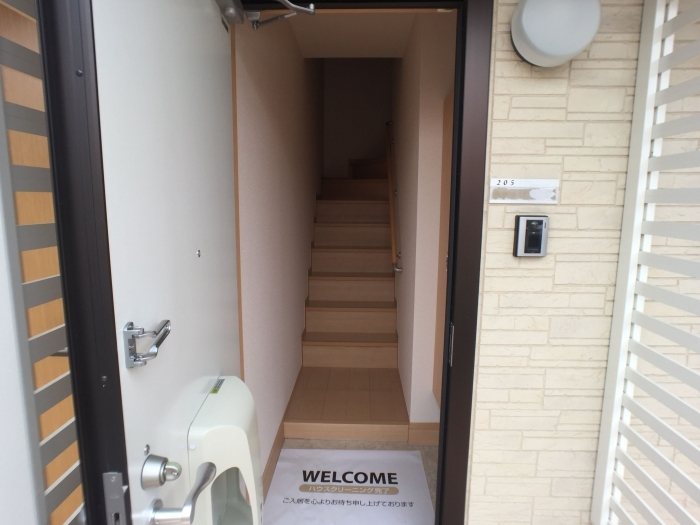 玄関　他号室参考写真