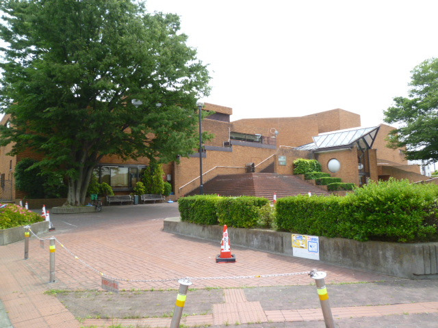 役所　上尾市コミュニティセンター（役所）まで487m