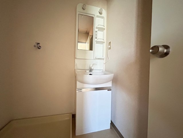 洗面設備　※別部屋参考写真※