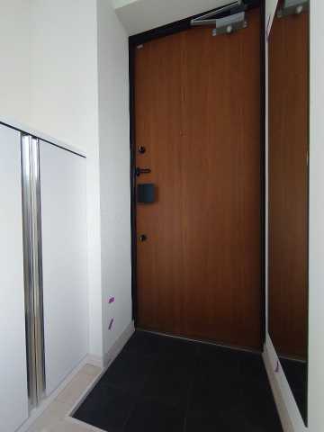 GLANZの玄関写真