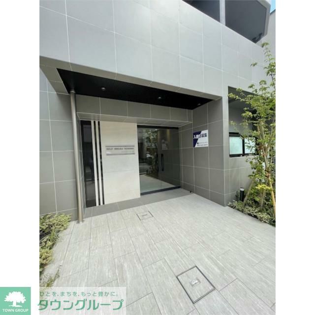 エントランス　★お部屋探しはタウンハウジング高幡不動店まで★