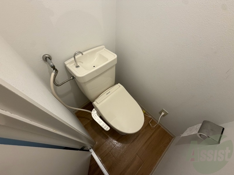 トイレ　トイレです。ウォシュレット付を探している方、おすすめです