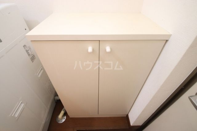 カレッジハウス14の玄関写真