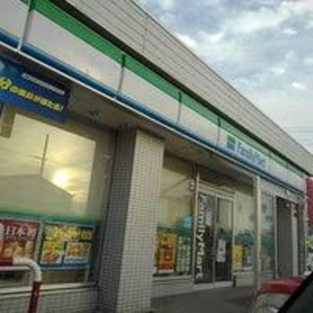 コンビニ　ファミリーマート長岡宮栄店（コンビニ）まで287m