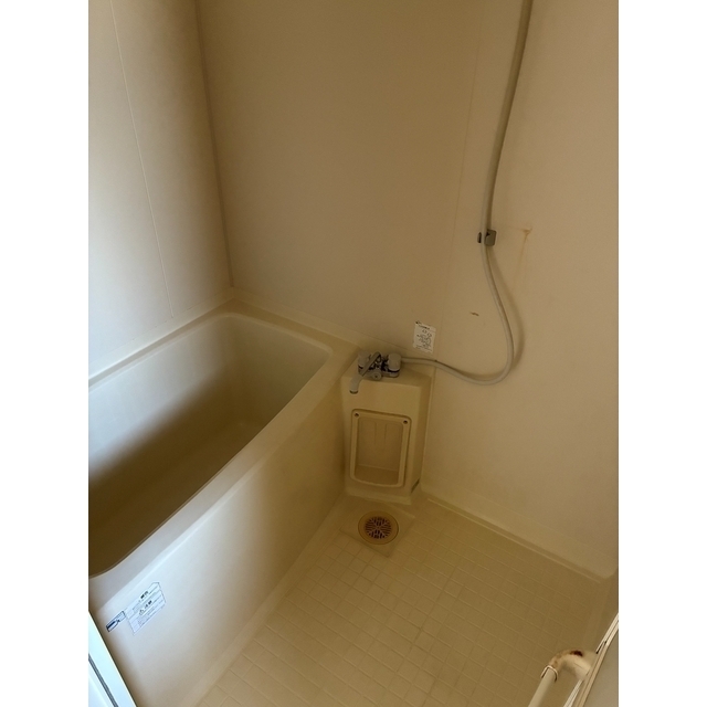 バス・シャワールーム　別部屋のお写真です。