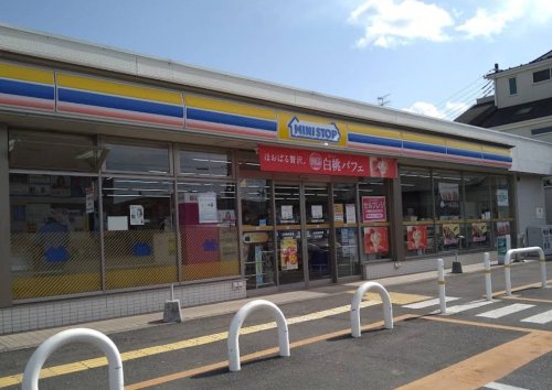 コンビニ　ミニストップ 四街道市大日店（コンビニ）まで484m