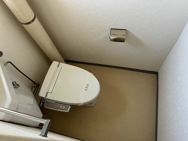 西館マンションのトイレ写真