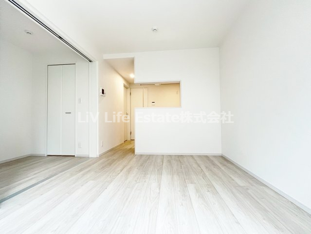 KEIAI RESIDENCE ひばりヶ丘の居間写真