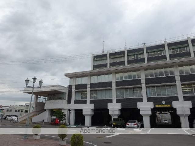 役所　焼津市役所（役所）まで1400m