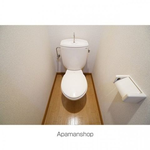 東急田園都市線 駒沢大学駅 徒歩7分 2階建 築33年のトイレ写真