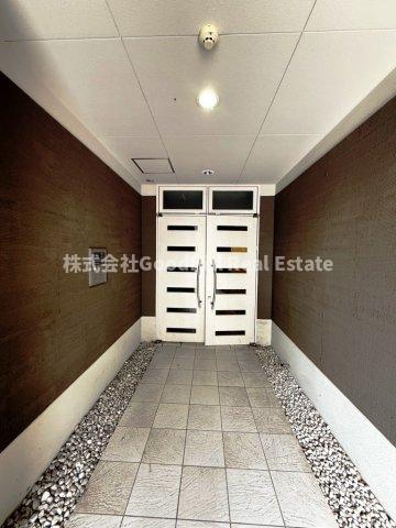 エントランス　カスターニャ三国本町