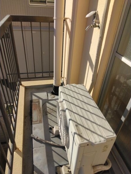 バルコニー　※写真は同じマンションの違う部屋のものになります。