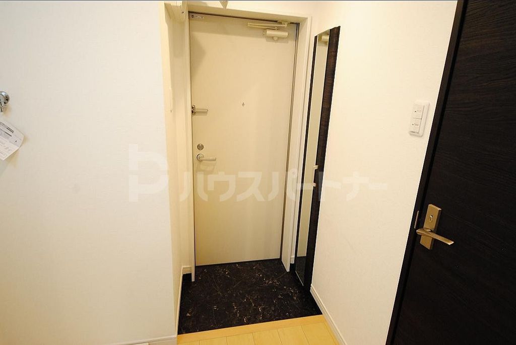アサヒレジデンスの玄関写真