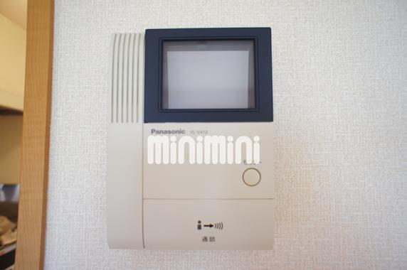 セキュリティ　ＴＶ付きインターホンなので安心です。