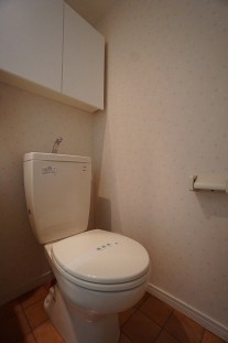 地下鉄空港線 姪浜駅 徒歩14分 2階建 築20年のトイレ写真