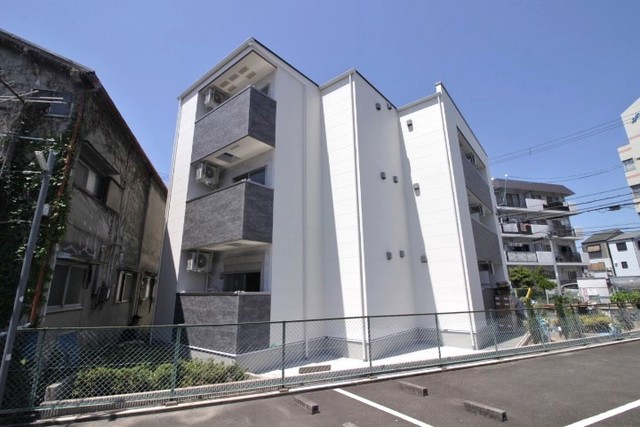 フジパレス千里丘東の外観写真