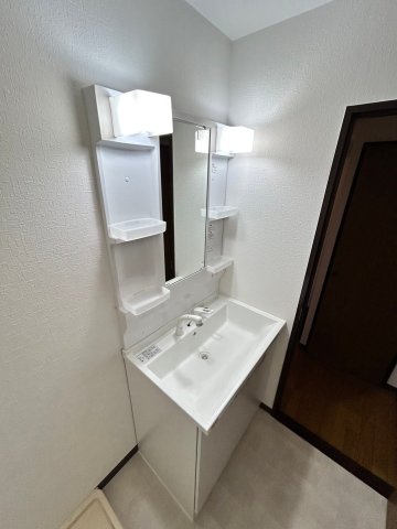 洗面設備　別号室の画像です。ご参考下さい