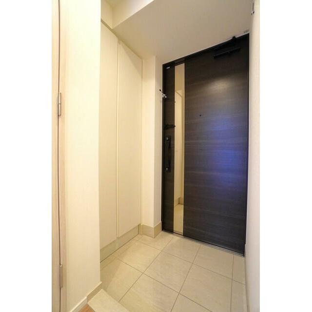 ベルファース八丁堀West 部屋番号:508の玄関写真