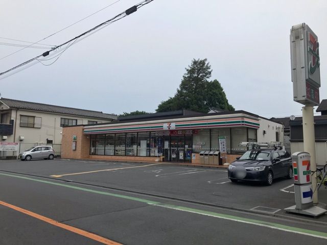 コンビニ　セブンイレブン（コンビニ）まで500m