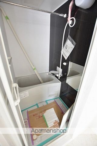 地下鉄東西線 宮の沢駅 徒歩8分 4階建 築8年の風呂写真