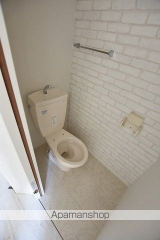 地下鉄東西線 宮の沢駅 徒歩8分 4階建 築8年のトイレ写真