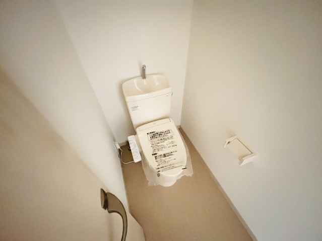ＪＲ可部線 下祇園駅 徒歩4分 3階建 築40年のトイレ写真