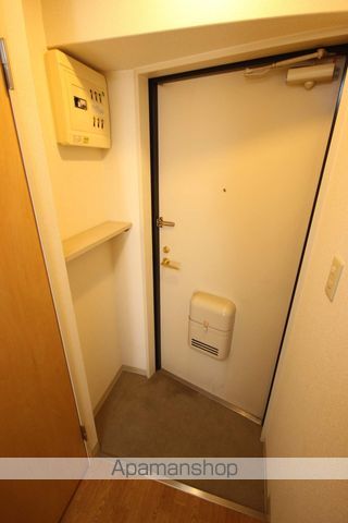 有葵ビルの玄関写真