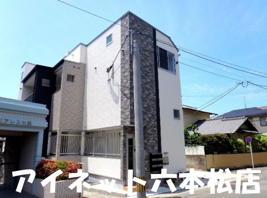 建物外観　セキュリティの整った1SK物件です。