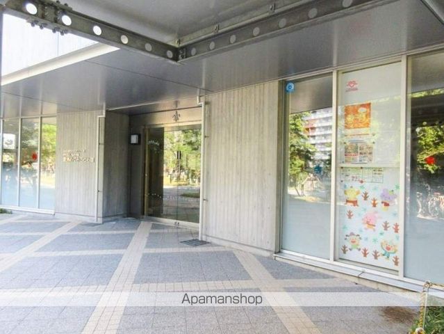 幼稚園・保育園　豊洲めぐみこども園（幼稚園・保育園）まで466m
